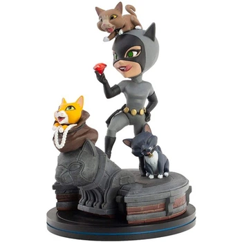 Фигурка Quantum Mechanix DC Comics Catwoman (DCC-0626) (10-574276)