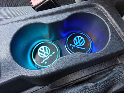 LED підсклянники в авто з логотипом Volkswagen, 2шт