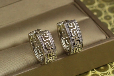 Серьги Xuping Jewelry колечки Парфенон 1.9 см серебристые