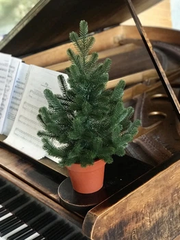 Ялинка Traditional лита у горщику 50 см зелена новинка