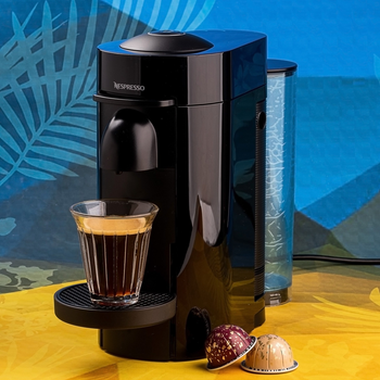 Капсульна кавоварка Nespresso Vertuo PLUS Black чорна та дегустаційний набір 12 кави (капсул)