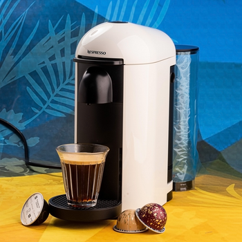 Капсульна кавоварка Nespresso Vertuo PLUS White Біла та дегустаційний набір 12 кави (капсул)