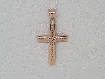 Золотой крестик с алмазной гранью. 3190