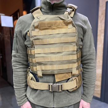 Плитоноска / жилет тактичний Defcon5 Carrier Vest з поясом, Койот, на Моллі