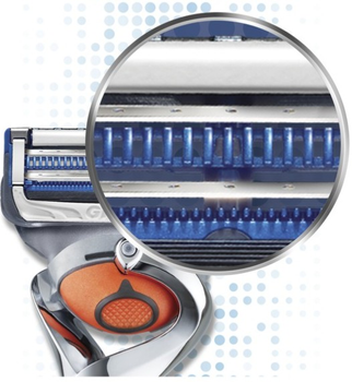 Змінні картриджі для гоління Gillette SkinGuard Sensitive 4 шт (7702018486465)