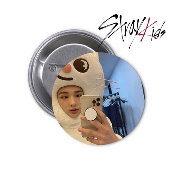 Значок Stray Kids SKZ #16