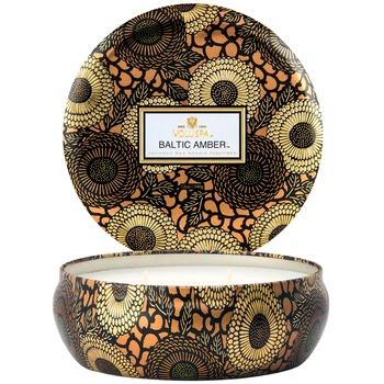 Свеча Baltic Amber 340г, металлическая шкатулка Voluspa (111004502)
