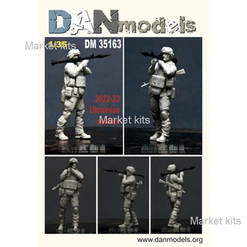 Украинский солдат с гранатометом (Война в Украине 2023) 1:35 DAN models (DAN35163)