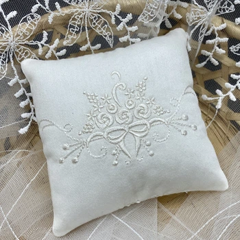 Подушечка для крестика Спаси и Сохрани ivory