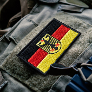 Набір шевронів 2 шт з липучкою Прапор Німеччини 5х8 см, вишитий патч