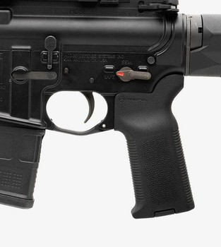 Рукоятка пистолетная MAGPUL MOE-K2-XL GRIP для AR15 / M4 черная MAG1165-BLK