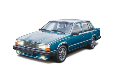 Збірна модель Italeri Volvo 760 GLE масштаб 1:24 (8001283036238)