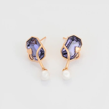 Сережки з кристалами Swarovski Підводний світ 40160 розмір 32х12 мм колір фіолетовий вага 8.3 г позолота 18К