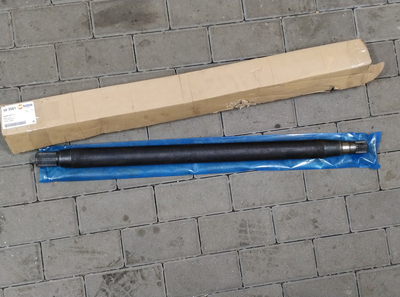 Полуось левая AUTOTECHTEILE 100 3561 MERCEDES SPRINTER, VOLKSWAGEN CRAFTER 06->
