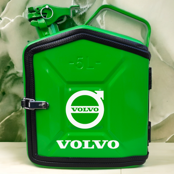 Подарочный набор для мужчин Канистра бар 5 л зеленая с логотипом Volvo + 2 бокала