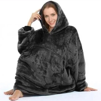 Плед толстовка Huggle Hoodie black с капюшоном рукавами onesize