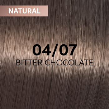 Farba do włosów Wella Professionals Shinefinity Zero Lightening Glaze 04-07 Natural Bitter Chocolate 60 ml (4064666057507)