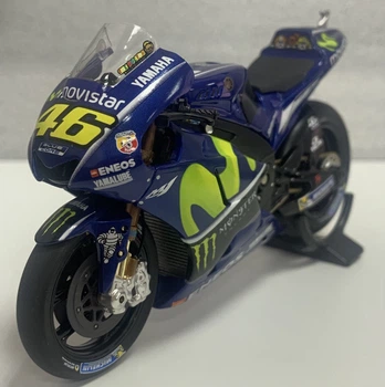 Мотомодел Valentino Rossi MotoGP 2017 Yamaha YZR-M1 #46 Minichamps