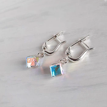 Сережки Hand Made з кубиками Swarovski кольору Crystal AB CAL