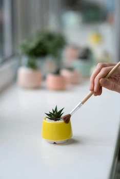 Керамический горшок для кактусов Mini Plant размер XS 4,9х5,2см Трапеция Яркий желтый