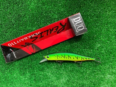 Воблер на щуку JerkBait 110SP \16 грам ( Col -1 )