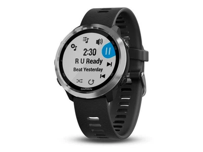 Спортивні годинники Garmin Forerunner 645 Music Black