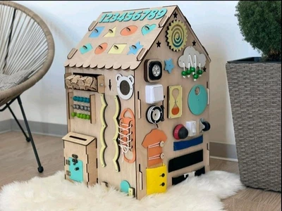 Бизиборд BusyBoard HandMade Развивающий БизиДом 70*40*40 см