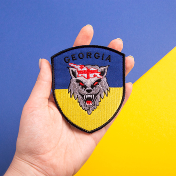 Шеврон на липучке IDEIA Грузия, волк на фоне флага Украины 8х10 см (2200004303567)