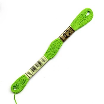 Нитки муліне DMC 906 зелений середній