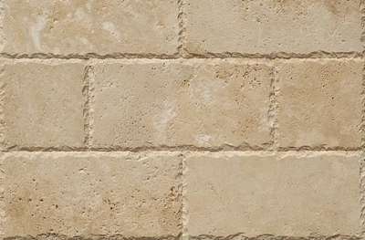 Плитка из травертина Light Brushed 1,2х20,3х40,6 см, бежевая брашированная с колотым краем Export