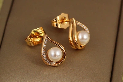 Сережки гвоздики Xuping Jewelry росинка з перлинками 1,2 см золотисті