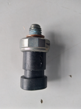 Датчик давления масла OPEL 06 48 002 OPEL ASTRA G, VECTRA C 2.2