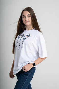 Женская oversize футболка с вышивкой на груди в белом цвете Melanika "Мелания" S-M