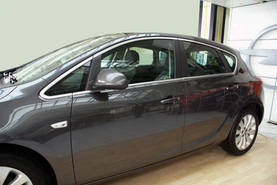 Окантовка скла для Opel Astra J (2009-2015) - Комплект