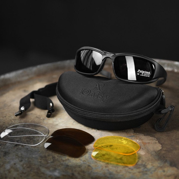 Захисні окуляри Daisy X7 з 4 змінними лінзами та чохлом чорні розмір універсальний