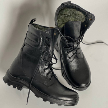 Зимние кожаные Ботинки Ястреб на меху до -20°C / Утепленные водоотталкивающие Берцы черные размер 40