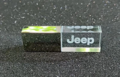 Флешка 32 ГБ, с логотипом Jeep