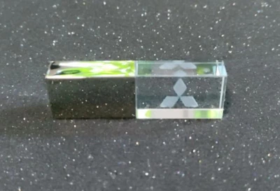 Флешка 32 ГБ, с логотипом Mitsubishi