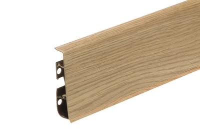 Плинтус CEZAR Hi Line Prestige 75x22x2500mm M135 Дуб Классический
