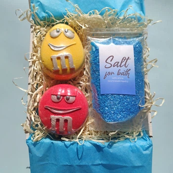 Подарунковий набір "M&M Party" подарунок для хлопців, хлопчиків для прийняття ванни на 4 Spa