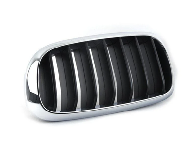 Решетка радиатора AVTM BMW X5 14-18 F15 левый хром черный БМВ Х5 АМ0052094