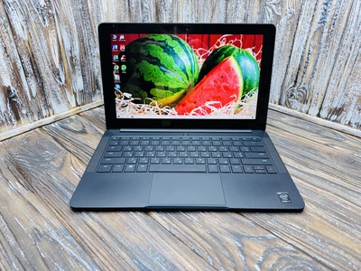 Ноутбук Razer Blade Stealth 13-(Core i7-6500U,SSD 256 GB,RAM 4 GB,Intel HD 520), (3376) Б/У