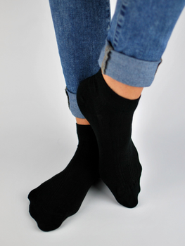 Шкарпетки жіночі короткі Noviti ST001-U-02 35-38 Чорні (5905204304341)