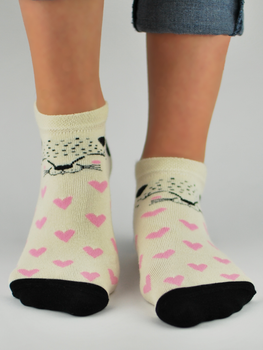 Шкарпетки жіночі прикольні короткі бавовняні Noviti ST023-W-03 39-42 Екрю (5905204314876)
