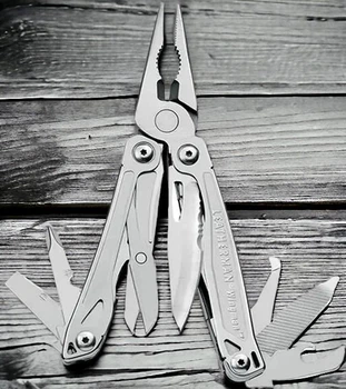 Мультитул Leatherman Wingman (14 инструментов)