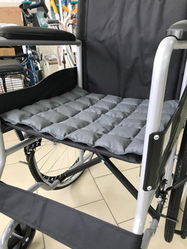Подушка в крісло-коляску, 50 x 45 см.