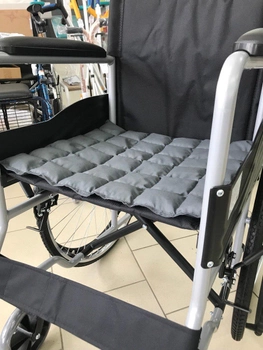 Подушка в крісло-коляску, 50 x 50 см.