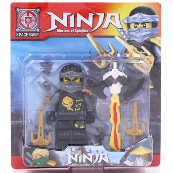 Фигурка Ниндзяго Коул с оружием отображает персонажа Ninjago Skybound Cole - Черного Ниндзя.