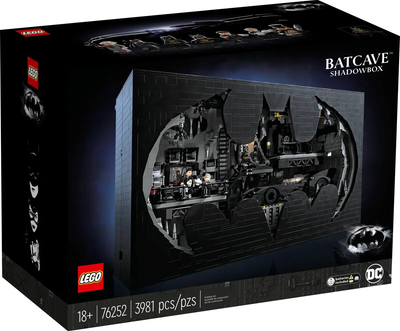 Конструктор Lego DC Печера Бетмена в рамці 3981 деталь (76252)