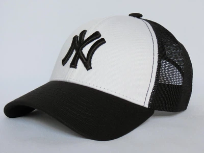 Кепка с сеткой New York Yankees размер 56 Черно-белая (4838)